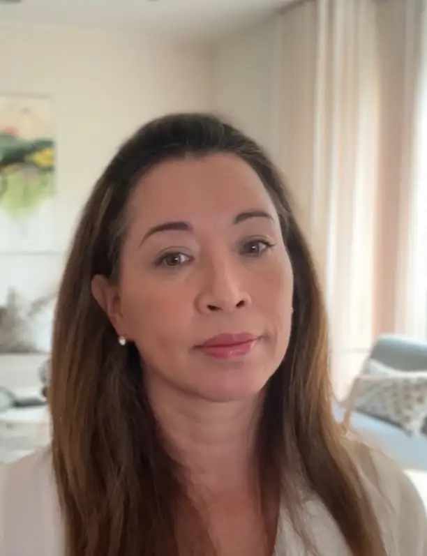 Shirley Palomino, interiorista: "En un comedor pequeño, evita las mesas cuadradas de menos de 230 cm si sois 4 personas"