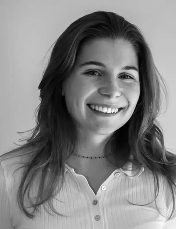Lara Villarroya, interiorista: "Tener una casa blanca es una pena porque no puedes reflejar las cosas que te hacen feliz"