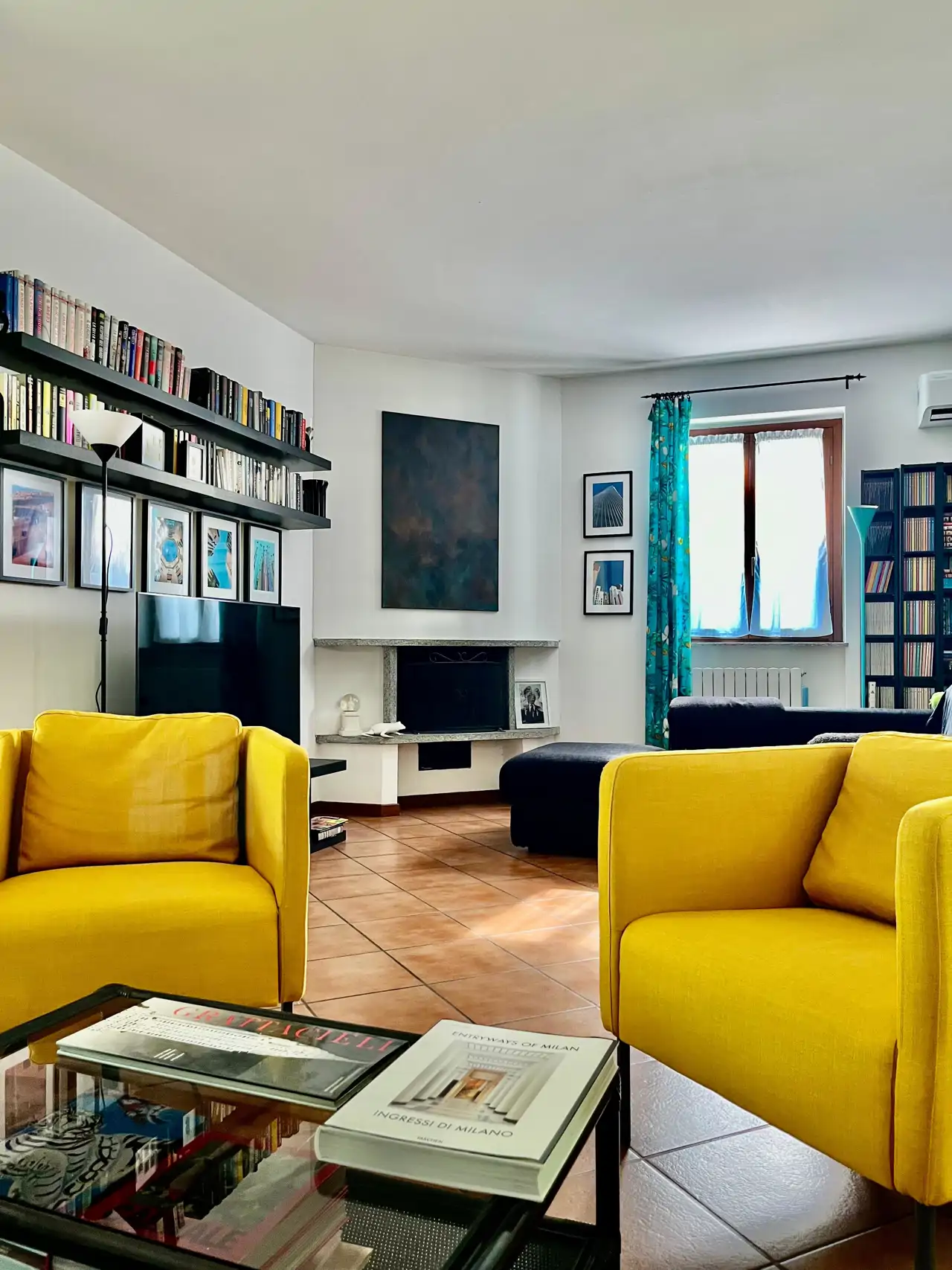 El artista define la casa familiar de Milán como "amplia y silenciosa"