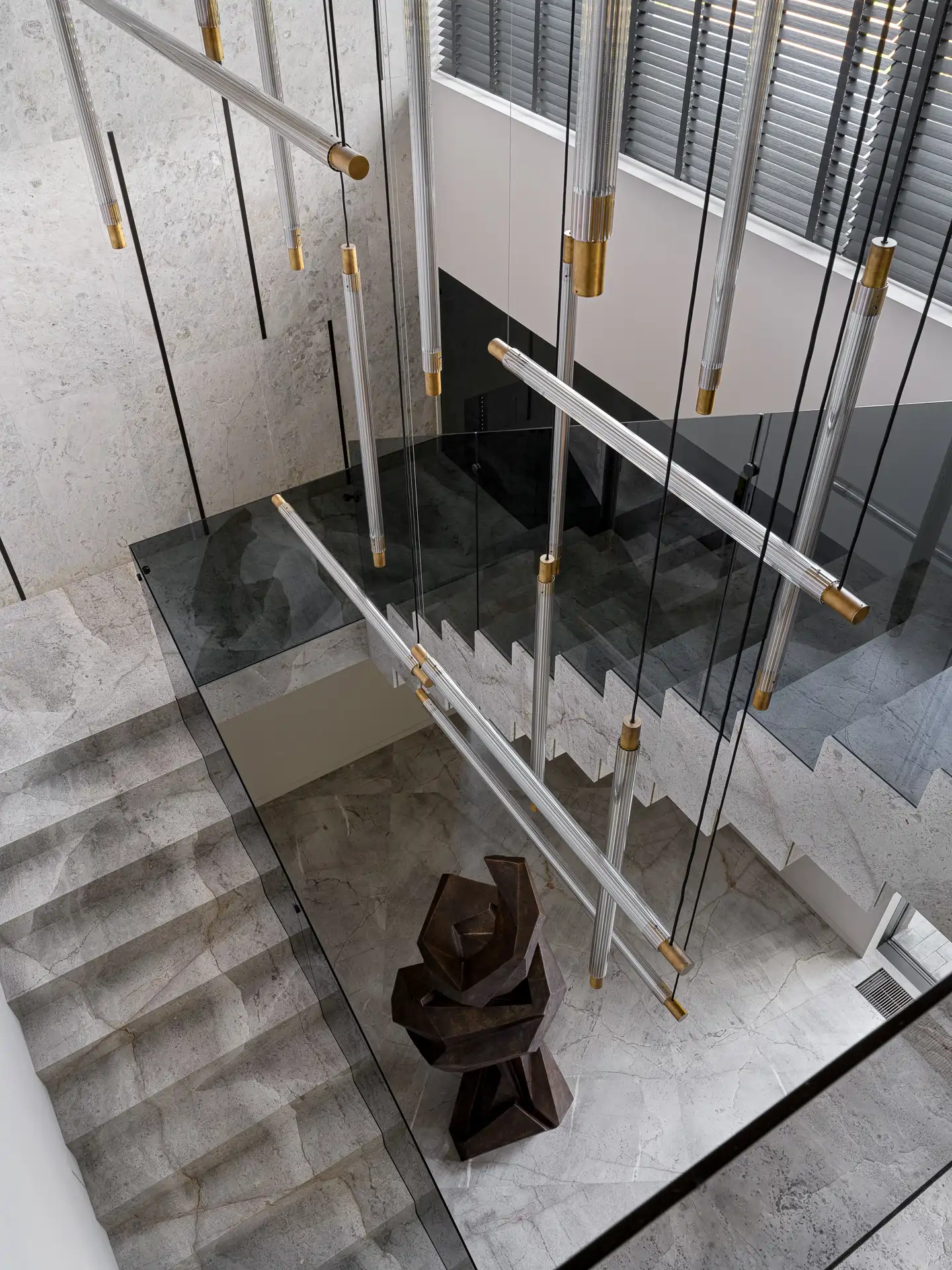 ESCALERA. Lámpara, de Henge.
