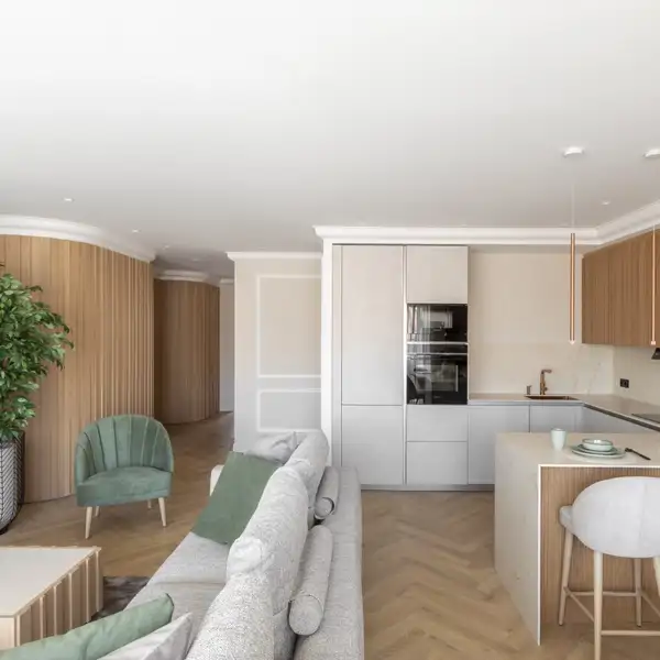 Una vivienda en el Barrio de Salamanca renace con un diseño elegante y lleno de estilo y luz