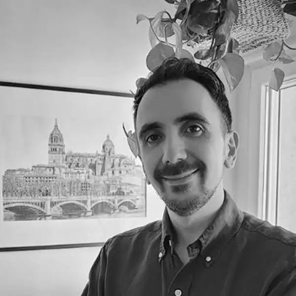 Jorge Sanfulgencio, arquitecto: "Todo lo anterior al 2006 es muy probable que requiera una reforma importante"
