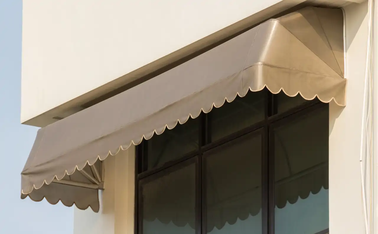 Toldo marrón