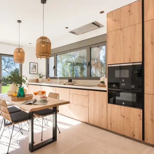 Los expertos en diseño de cocinas han hablado: "Poner aire en la cocina es imprescindible"