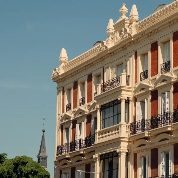Javier Osés, creativo: "La arquitectura puede devolverle identidad a Madrid, que corre el riesgo de perder su esencia"