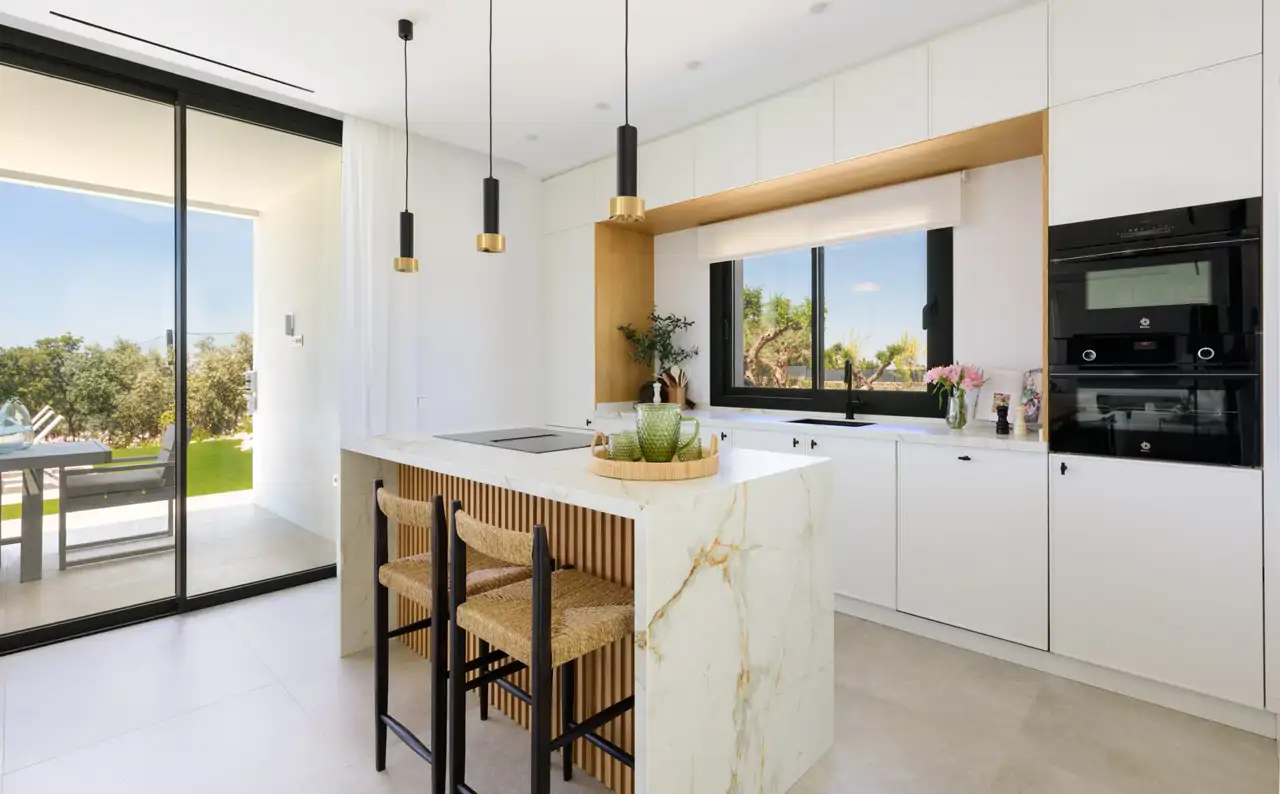 De todas las cocinas que hemos visto en 2025, estas 10 son las más elegantes