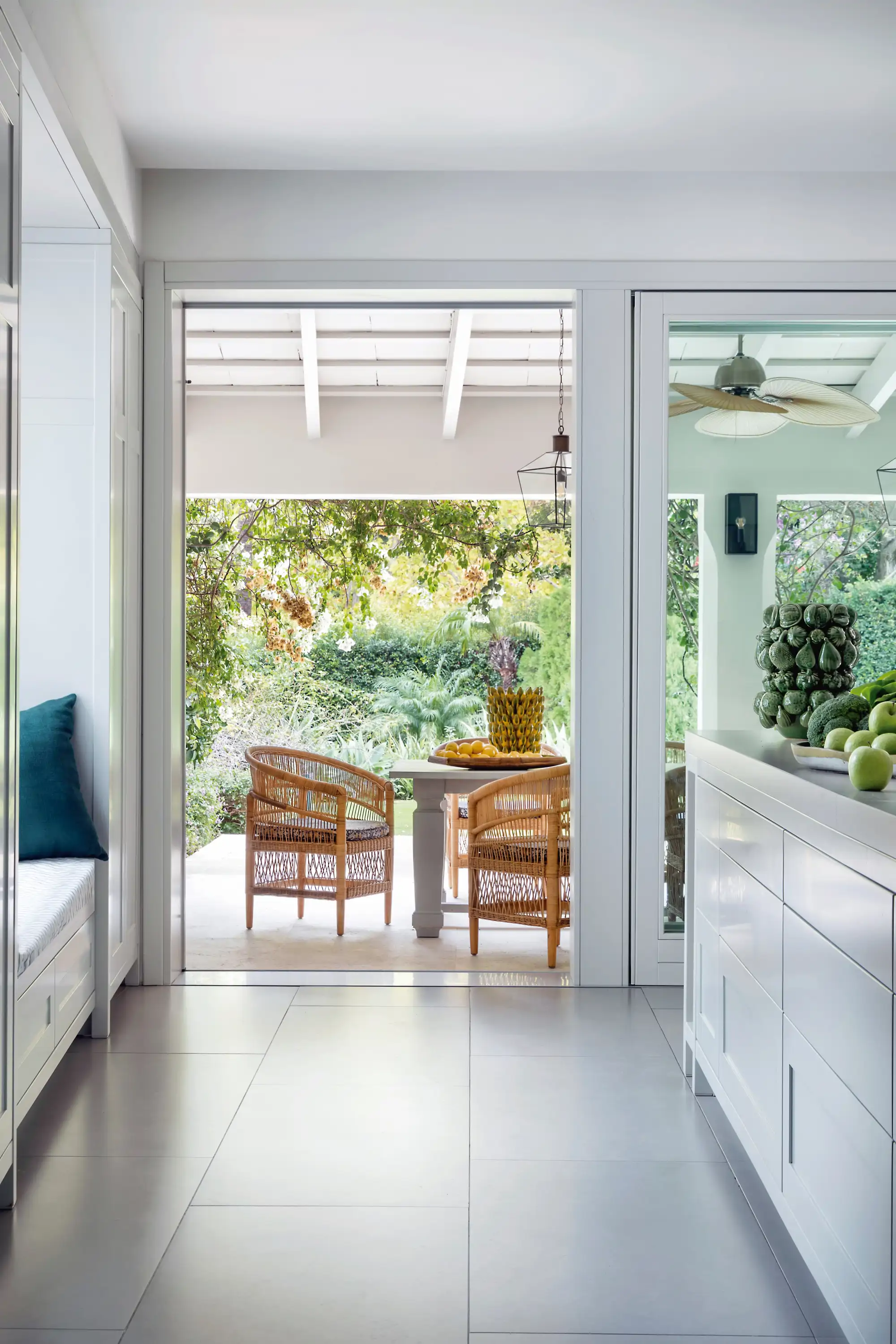 Una casa elegante, cálida y atemporal, llena de ideas: "Mezclamos ...