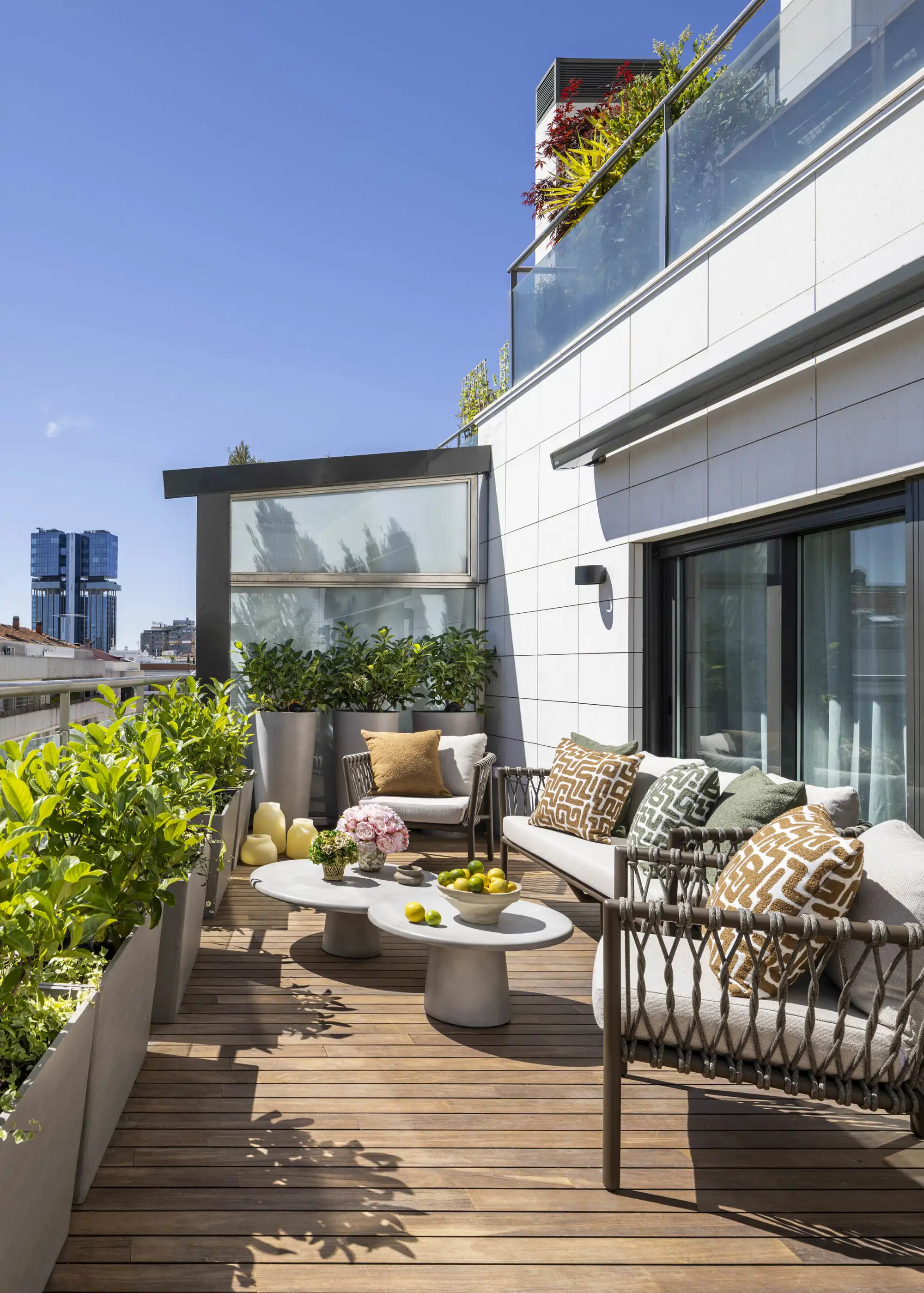 Adiós al desorden en la terraza: 20 ideas prácticas para ganar espacio ...